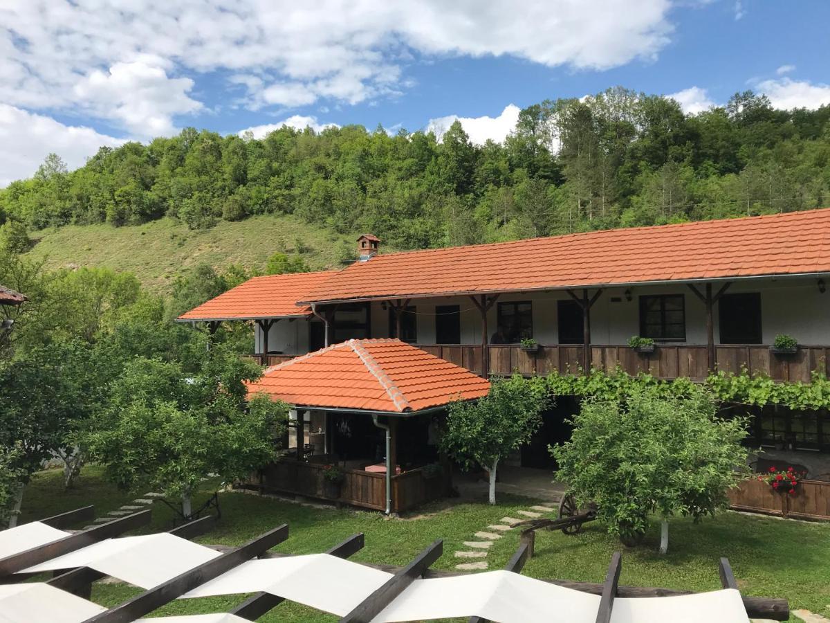 Konak Tosa Poganovo Esterno foto