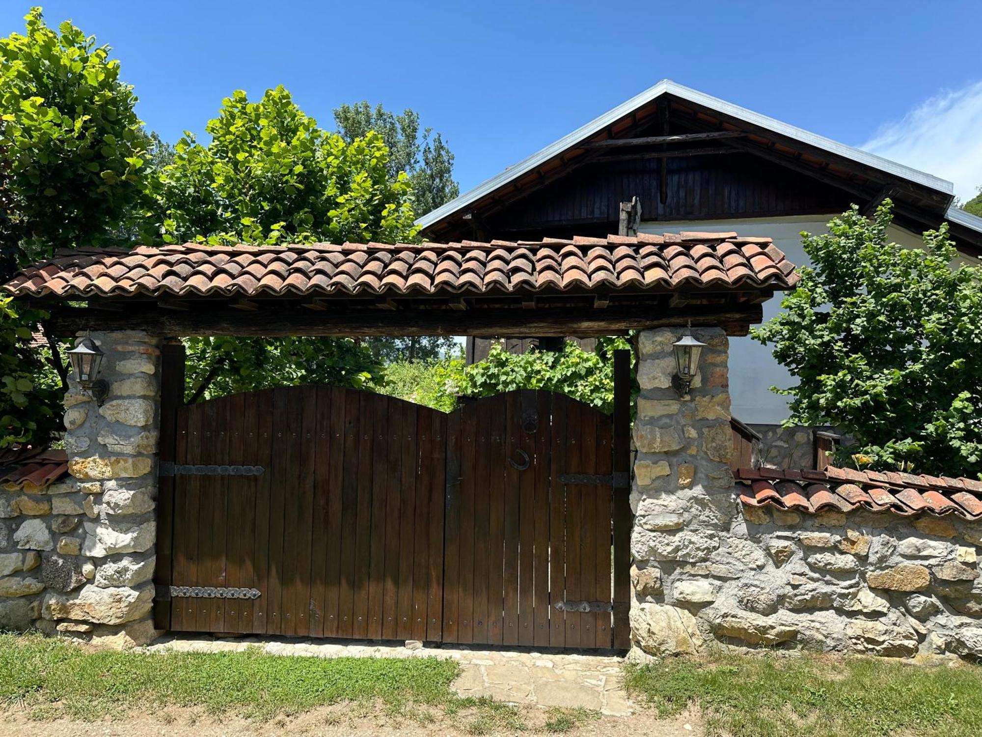 Konak Tosa Poganovo Esterno foto